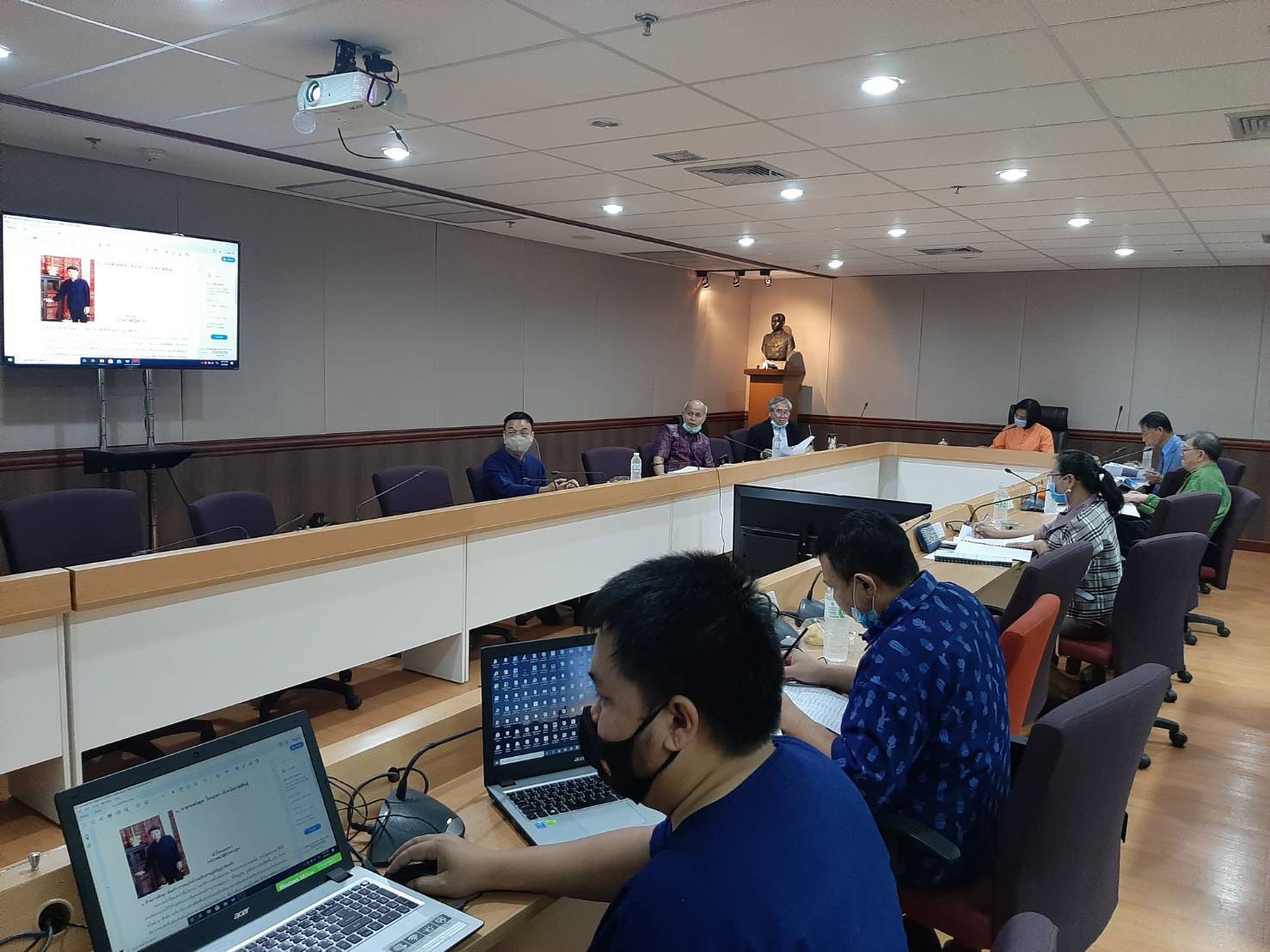 ประชุมคณะกรรมการคัดเลือกศิลปิน OTOP ปี พ.ศ. 2563