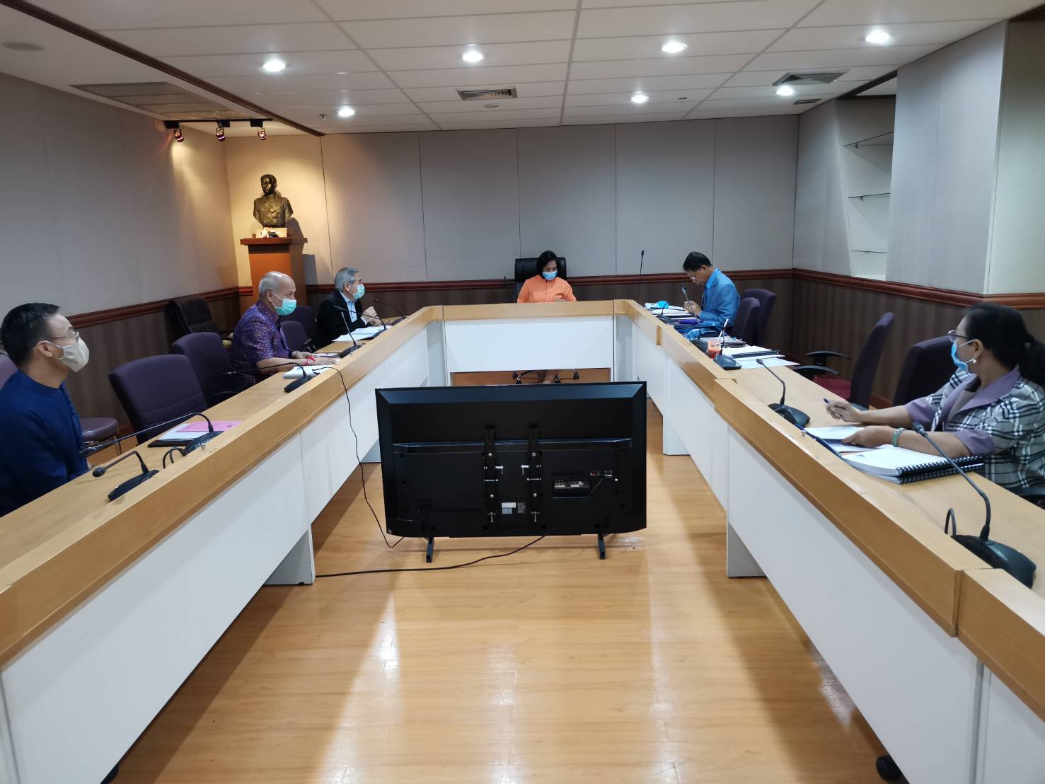 ประชุมคณะกรรมการคัดเลือกศิลปิน OTOP ปี พ.ศ. 2563