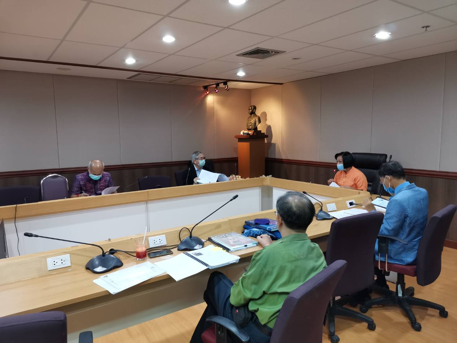 ประชุมคณะกรรมการคัดเลือกศิลปิน OTOP ปี พ.ศ. 2563