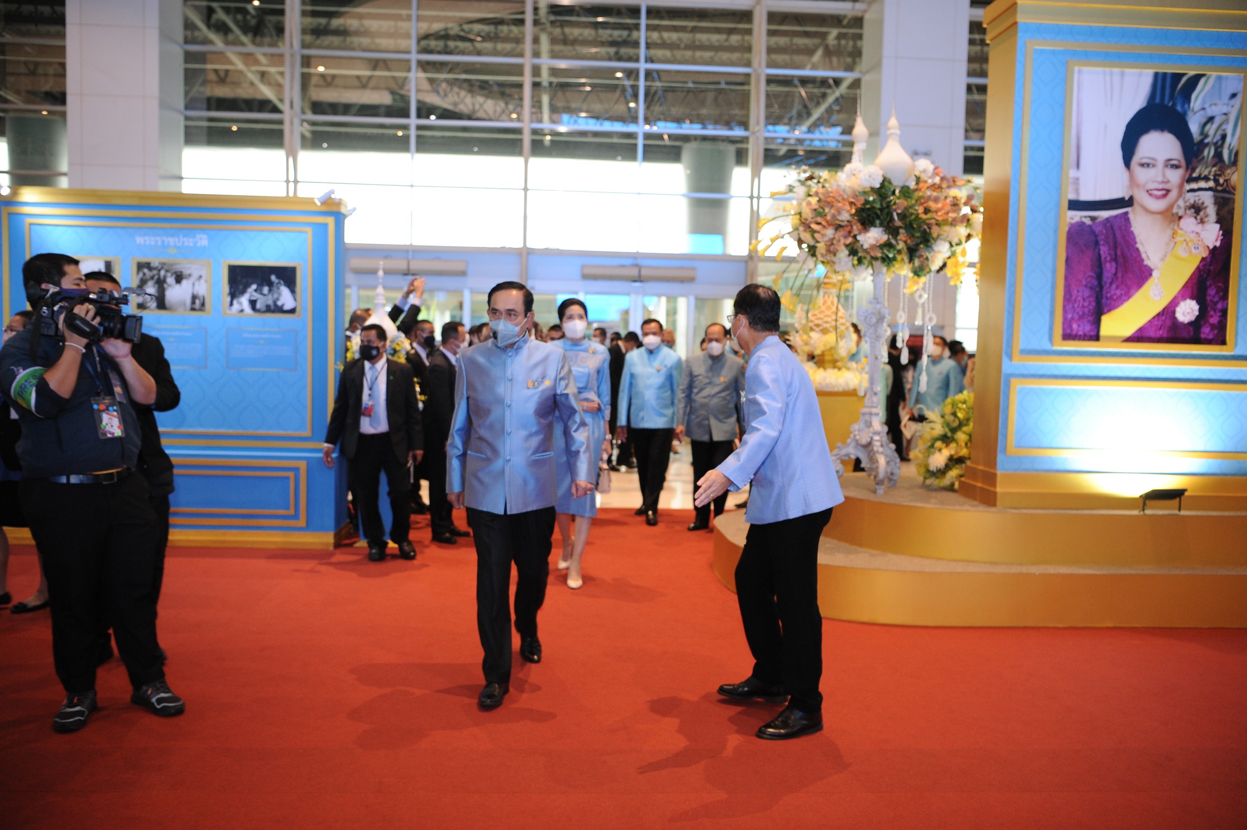 ภาพบรรยากาศงานพิธีเปิดงานศิลปาชีพ ประทีบไทย OTOP ก้าวไกลด้วยพระบารมี 2563