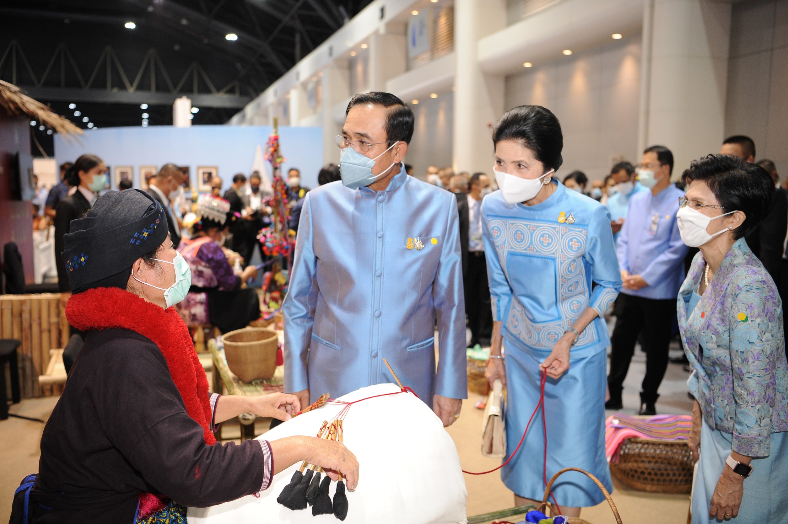 ภาพบรรยากาศงานพิธีเปิดงานศิลปาชีพ ประทีบไทย OTOP ก้าวไกลด้วยพระบารมี 2563