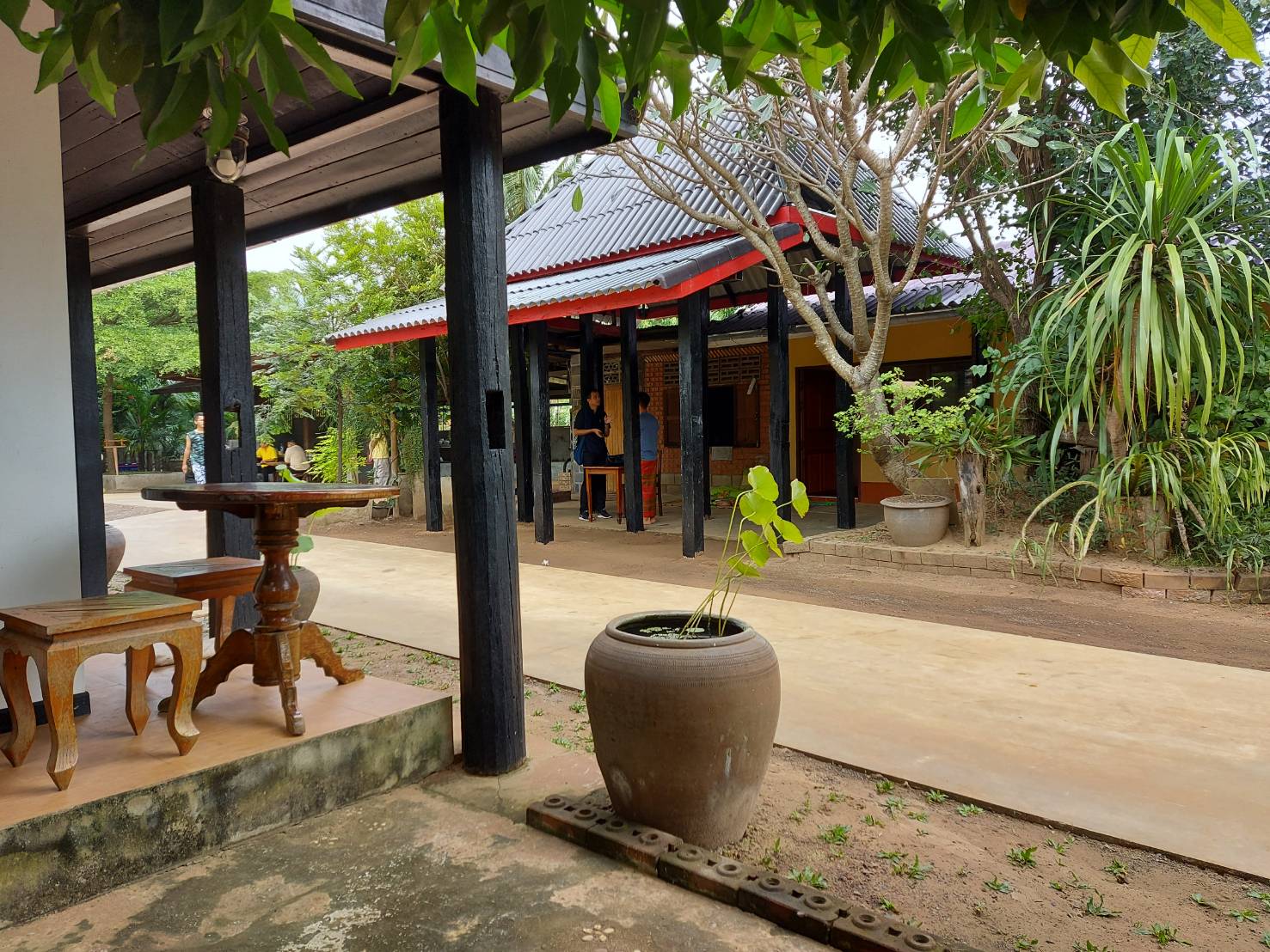 ติดตามสนับสนุนการดำเนินงาน ผู้ผลิต ผู้ประกอบการ OTOP กลุ่มเป้าหมายประเภทผ้า