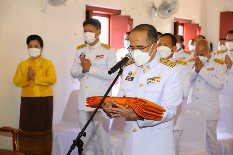 พระบาทสมเด็จพระเจ้าอยู่หัว  ทรงพระกรุณาโปรดเกล้าฯ พระราชทานผ้าพระกฐิน ประจำปี พ.ศ. 2564 ให้กรมการพัฒนาชุมชน นำไปทอดถวาย ณ วัดธรรมามูลวรวิหาร ตำบลธรรมามูล อำเภอเมืองชัยนาท จังหวัดชัยนาท