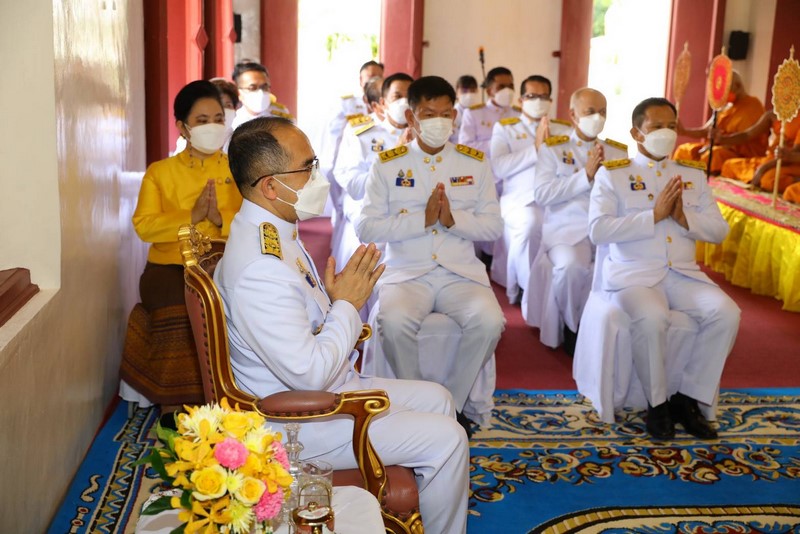 พระบาทสมเด็จพระเจ้าอยู่หัว  ทรงพระกรุณาโปรดเกล้าฯ พระราชทานผ้าพระกฐิน ประจำปี พ.ศ. 2564 ให้กรมการพัฒนาชุมชน นำไปทอดถวาย ณ วัดธรรมามูลวรวิหาร ตำบลธรรมามูล อำเภอเมืองชัยนาท จังหวัดชัยนาท