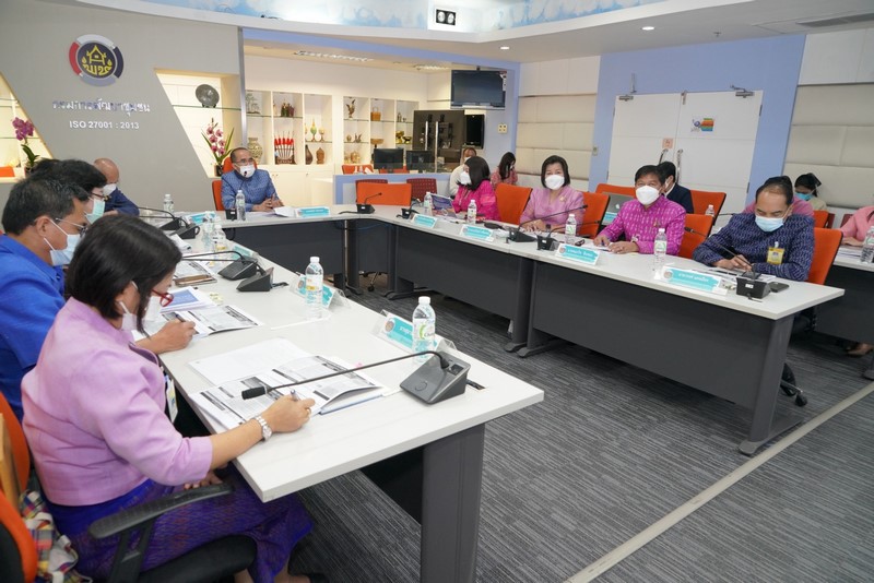 อธิบดี พช. ประชุมเชิงปฏิบัติการการดำเนินงานตามมาตรการปรับปรุงประสิทธิภาพในการปฏิบัติราชการ ประจำปีงบประมาณ พ.ศ. 2565  (ส่วนกลาง) ผ่านระบบถ่ายทอดสัญญาณ ทีวี พช.