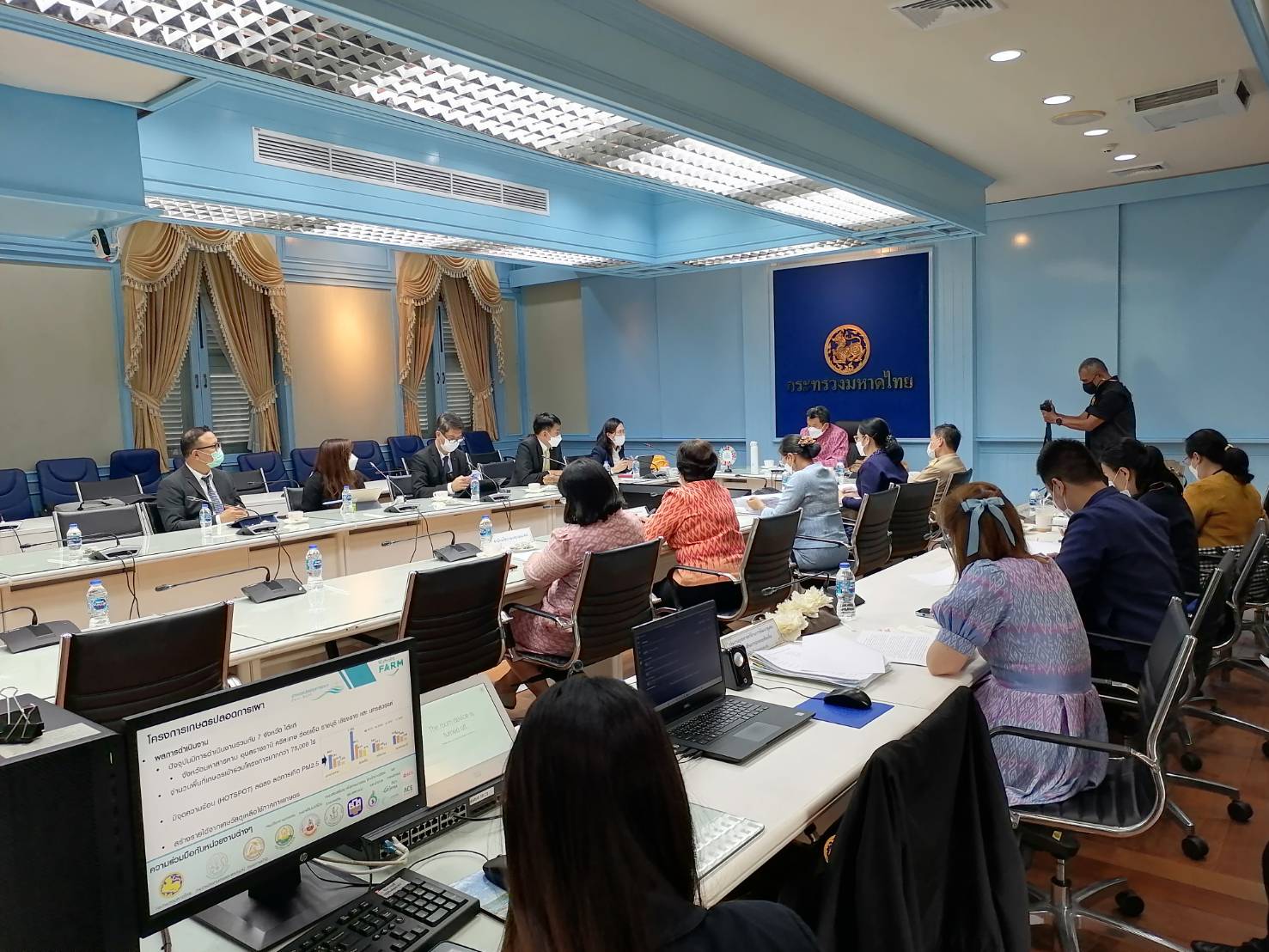 ผู้อำนวยการสำนักฯ  เข้าร่วมการประชุมหารือโครงการพัฒนาชุมชนเพื่อแก้ไขปัญหาความยากจนอย่างยั่งยืนของบริษัทสยามคูโบต้าคอร์ปอเรชั่น จํากัด