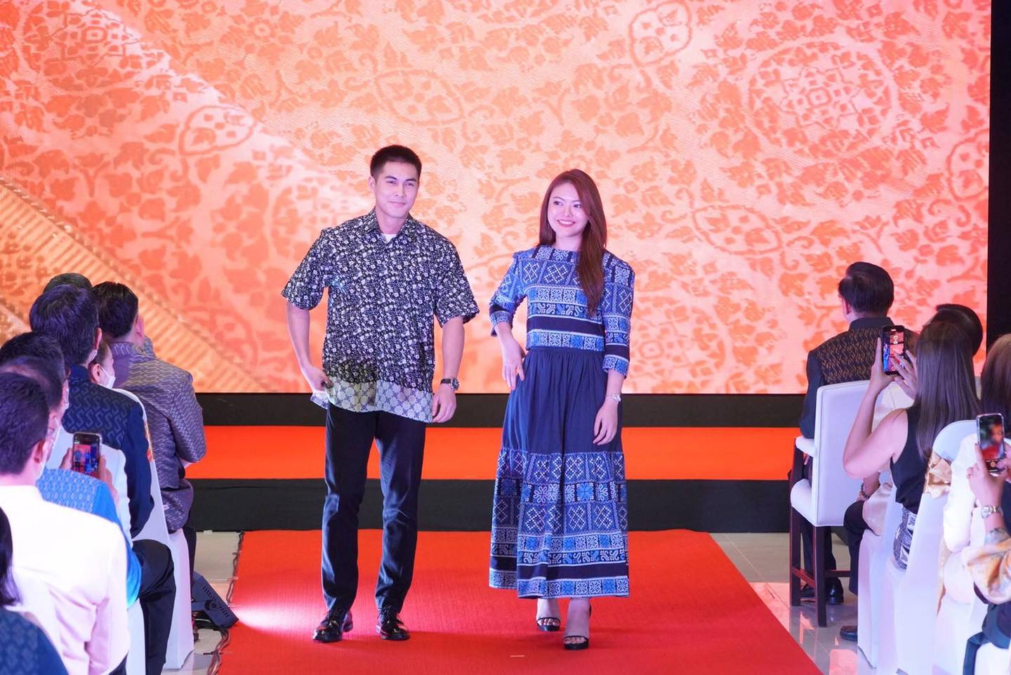 กระทรวงมหาดไทย กรมการพัฒนาชุมชน สมาคมแม่บ้านมหาดไทย จับมือกับบริษัท ทิพยประกันภัย จำกัด (มหาชน) บันทึกข้อตกลงความร่วมมือว่าด้วยการดำเนินโครงการ “ผ้าไทยใส่ให้สนุก”ปลุกกระแสการสวมใส่ผ้าไทย “ชิคแอนด์ชิล ด้วยผ้าไทย ไปกับทิพย”