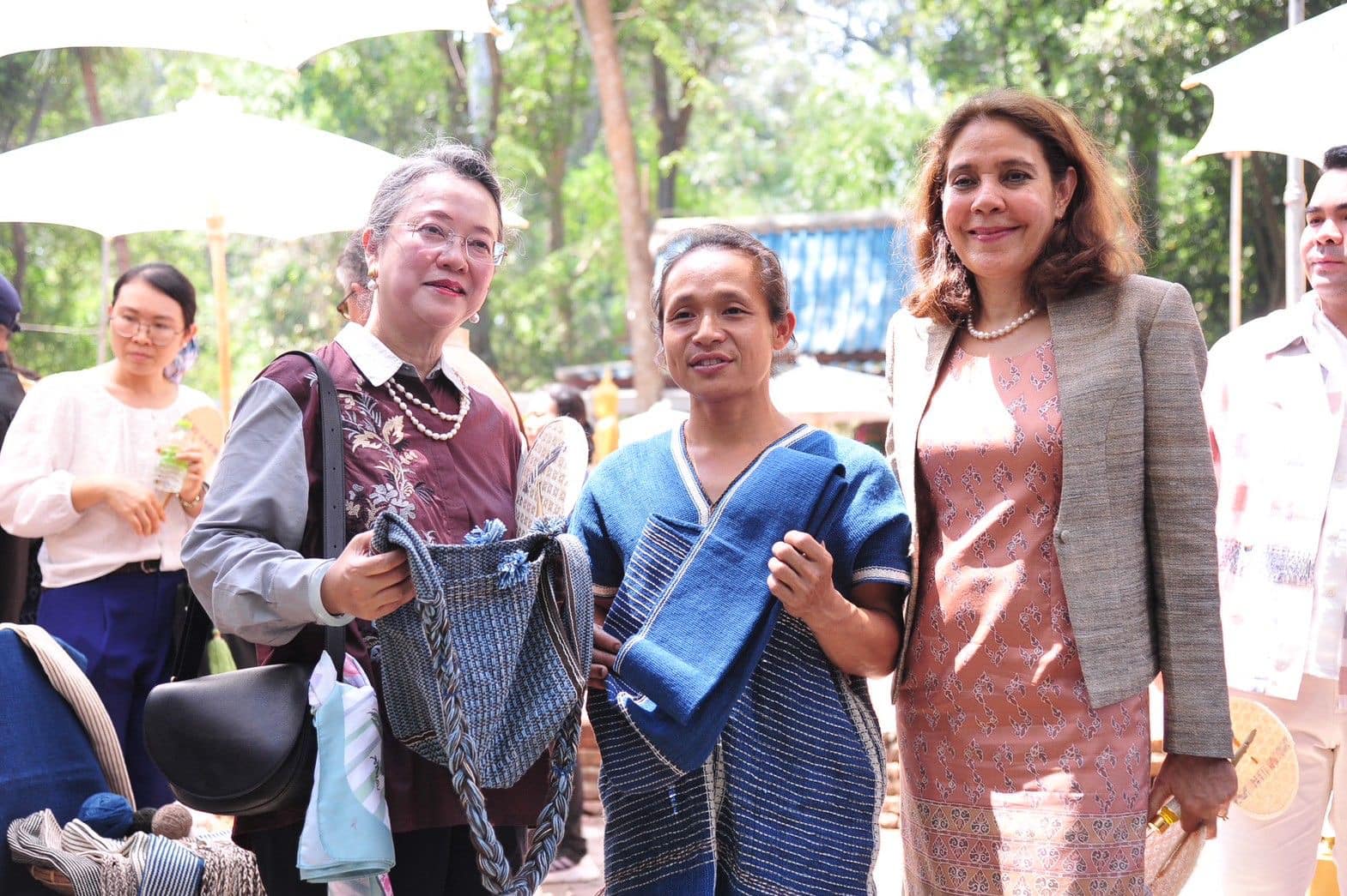 รองเลขาธิการ UN ชื่นชมกระทรวงมหาดไทยน้อมนำแนวพระดำริเจ้าฟ้าสิริวัณณวรีฯ “หมู่บ้านยั่งยืน” และ Fashion Sustainability มุ่งขับเคลื่อนขยายผล Best Practice บ้านโก่งธนู-ดอนกอย สู่หมู่บ้านยั่งยืนทั่วประเทศ พร้อมยกย่องการขับเคลื่อนตามแนวพระดำริสอดคล้องเป้าหมาย SDGs ที่มีคุณภาพ พร้อมจับมือเป็น Partnership เดินหน้าเผยแพร่เป็นตัวอย่างให้กับประเทศอื่น ๆ ในเวทีสหประชาชาติต่อไป
