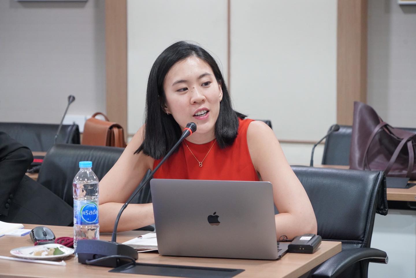 พช.กระชับความสัมพันธ์กับบริษัท แอร์บีเอ็นบี (Airbnb) ต่อยอดชุมชนท่องเที่ยว OTOP นวัตวิถี ชูการประชาสัมพันธ์ผ่านช่องทาง Application Airbnb