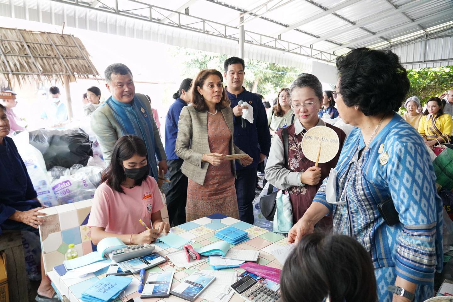 รองเลขาธิการ UN ชื่นชมกระทรวงมหาดไทยน้อมนำแนวพระดำริเจ้าฟ้าสิริวัณณวรีฯ “หมู่บ้านยั่งยืน” และ Fashion Sustainability มุ่งขับเคลื่อนขยายผล Best Practice บ้านโก่งธนู-ดอนกอย สู่หมู่บ้านยั่งยืนทั่วประเทศ พร้อมยกย่องการขับเคลื่อนตามแนวพระดำริสอดคล้องเป้าหมาย SDGs ที่มีคุณภาพ พร้อมจับมือเป็น Partnership เดินหน้าเผยแพร่เป็นตัวอย่างให้กับประเทศอื่น ๆ ในเวทีสหประชาชาติต่อไป