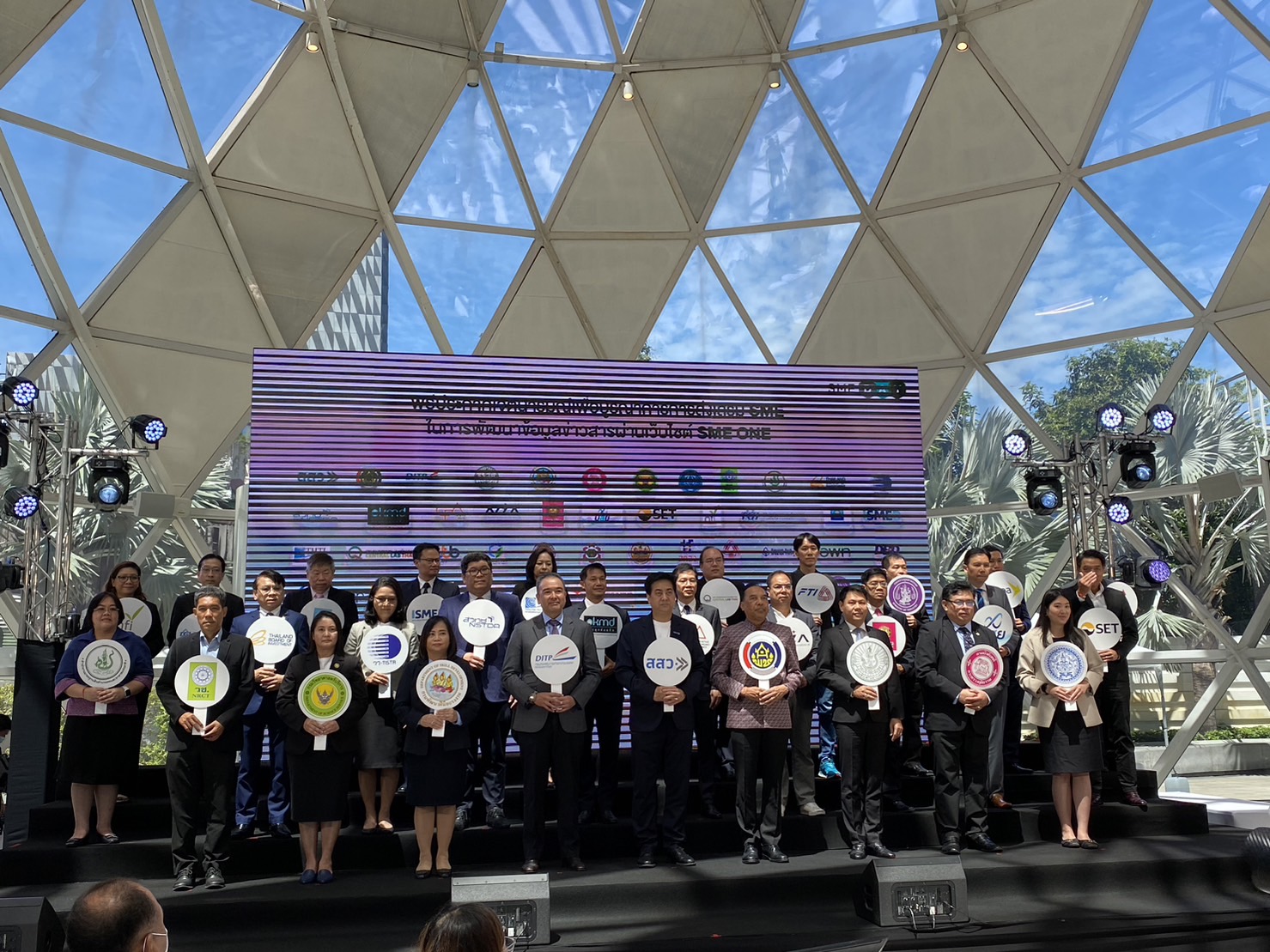 พช. จับมือ สสว. และพันธมิตร 45 หน่วยงาน ร่วมบูรณาการการส่งเสริม SME ไทย