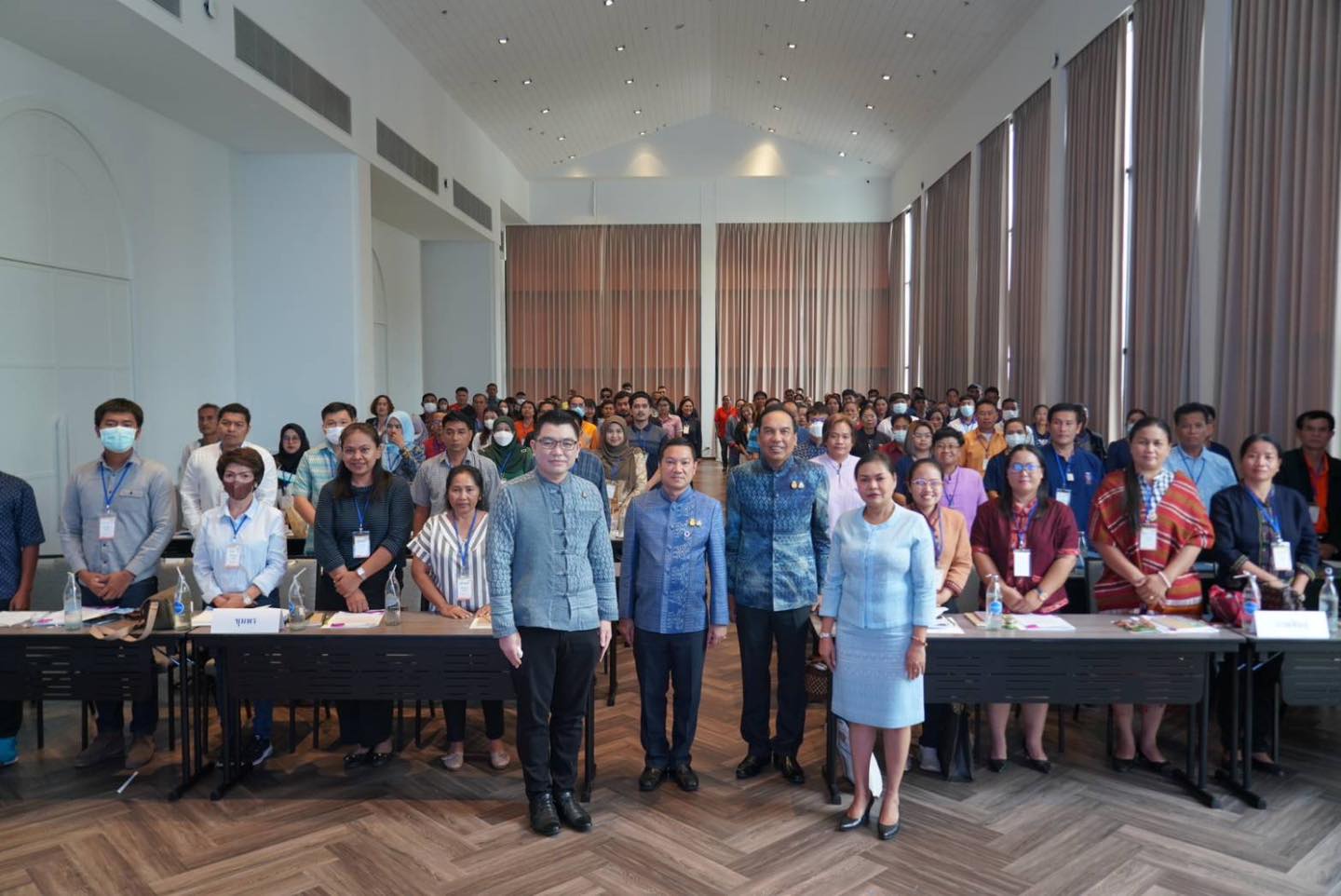 พช. เดินหน้าประเมินผลการดำเนินงานแบบเสริมพลัง Empowerment Evaluation : EE รุ่นที่ 2 ผลักดันการพัฒนาชุมชนท่องเที่ยว OTOP นวัตวิถี กระจายรายได้สู่ชุมชน
