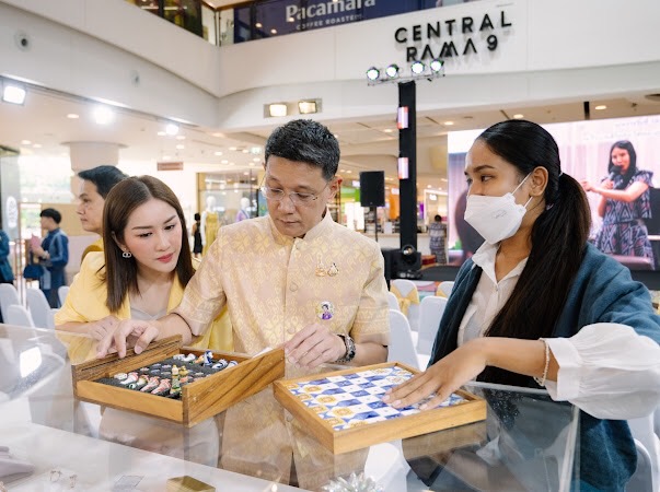 สุดยอดเยาวชน Young OTOP รุ่นใหม่ กรมการพัฒนาชุมชน จัดโชว์ผลงานผลิตภัณฑ์เข้าร่วมประกวด สืบทอดภูมิปัญญา OTOP สู่สากล