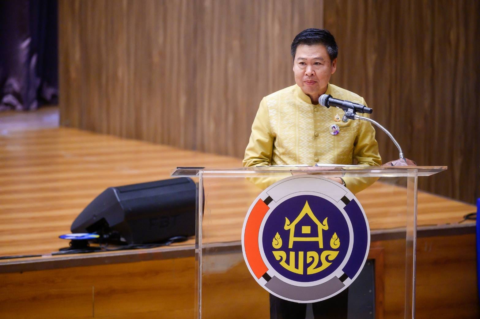 พช. รุดหน้าปลุกกระแสเทรนด์สีสไตล์ไทย จัดประชุมวิชาการ Symposium การพัฒนาองค์ความรู้เพื่อการพัฒนาผลิตภัณฑ์สู่สากล ประจำปี 2567 Thai Textiles Trend Book Spring/Summer 2025 จุดดำเนินการที่ 3 จังหวัดขอนแก่น