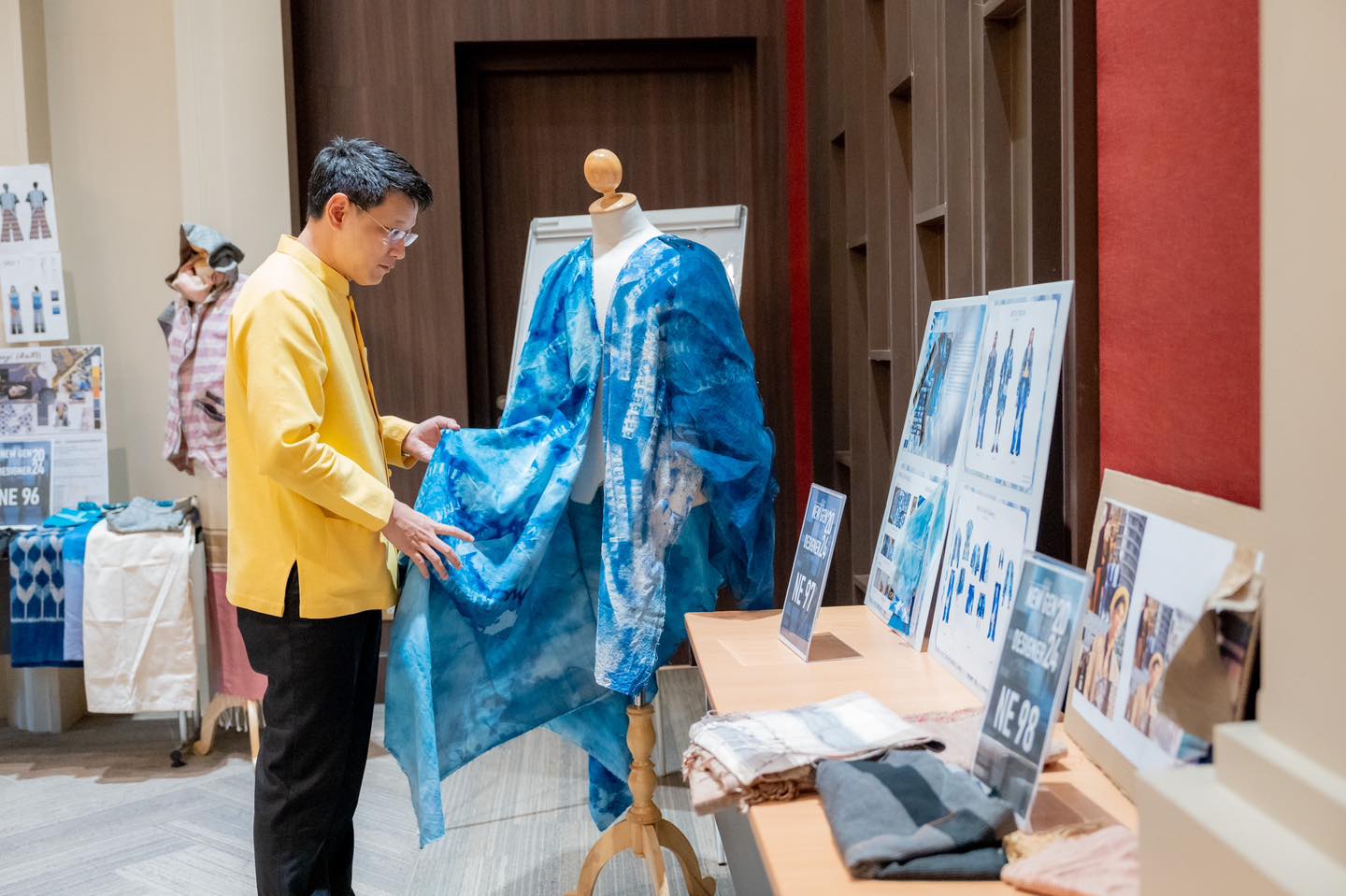 พช. นำทีมลงพื้นที่โค้ชชิ่งเยาวชนคนรุ่นใหม่ New Gen Young Designer 2024 ภาคตะวันออกเฉียงเหนือ